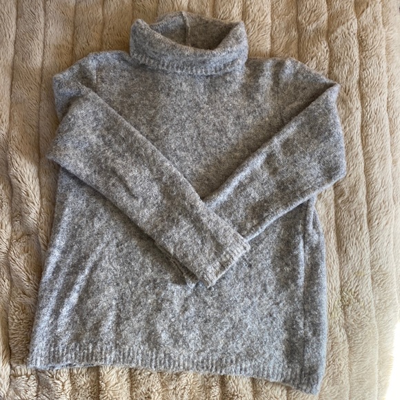 Sonoma Sweaters - Gray Turtleneck sweater - Unbelievably Soft! XL